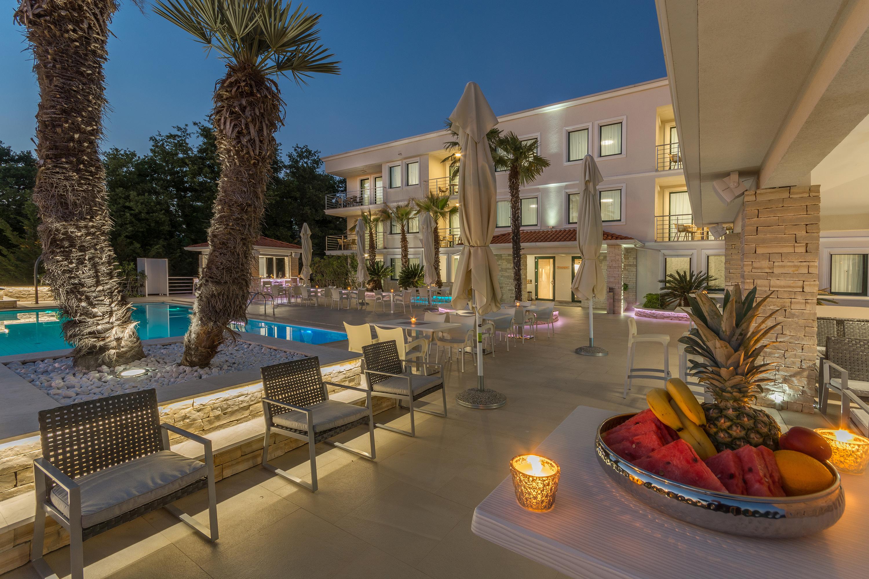 Adeo Hotel