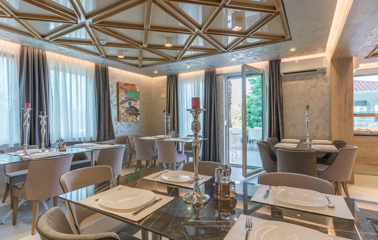 Hotel Adeo 4*