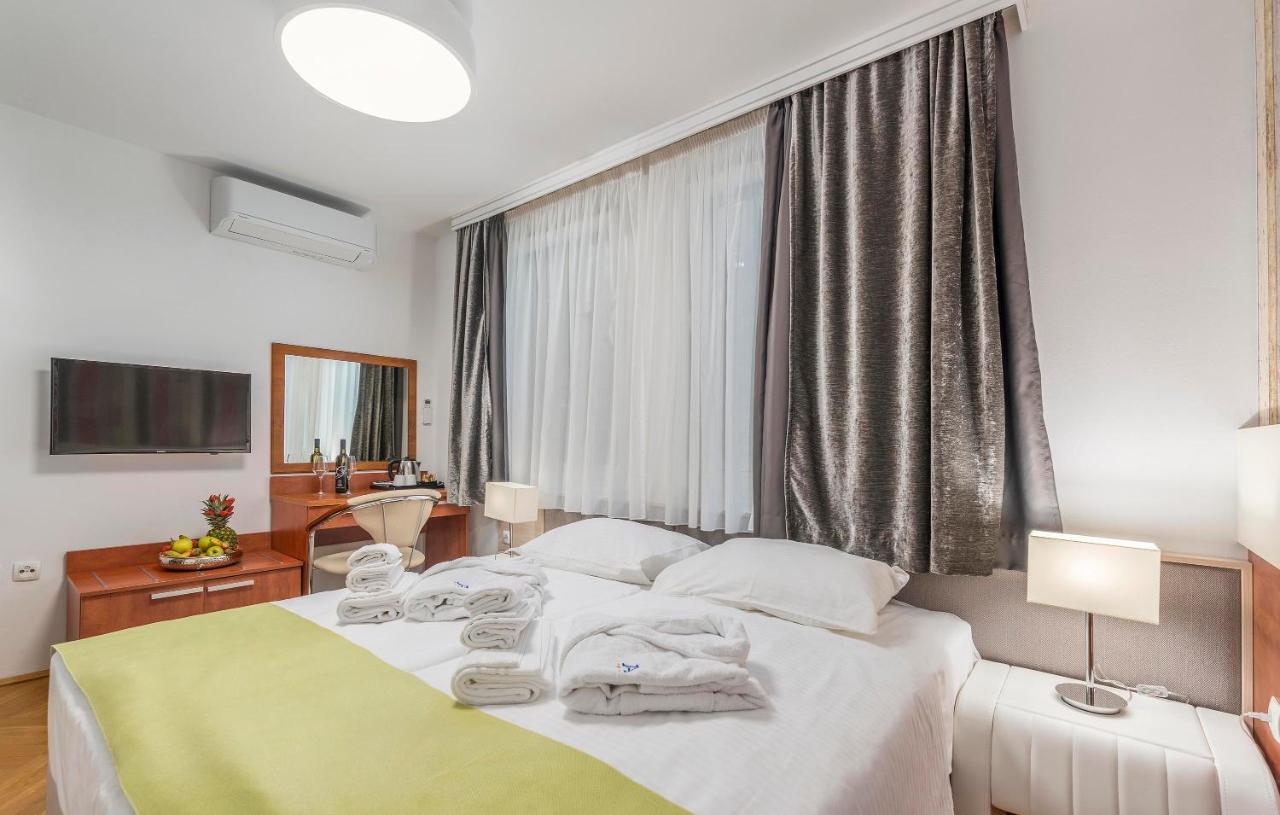 Hotel Adeo